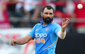 Ravi Shastri receives mutton and kheer from Mohammed Shami: Eid times Ravi Shastri receives mutton and kheer from Mohammed Shami: Eid times