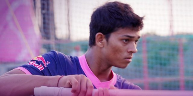 Yashasvi Jaiswal overwhelmed with Dhoni’s presence and greets him with ‘Namaste’